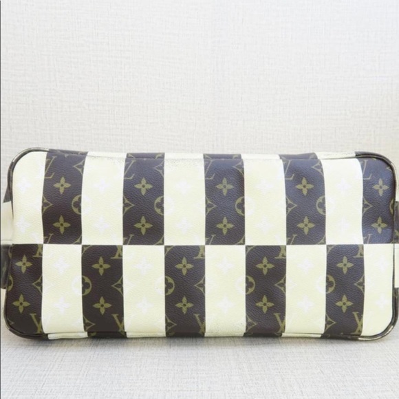 Louis Vuitton Rayures Gm Neverfull Monogram Bag - Picture 2 of 8